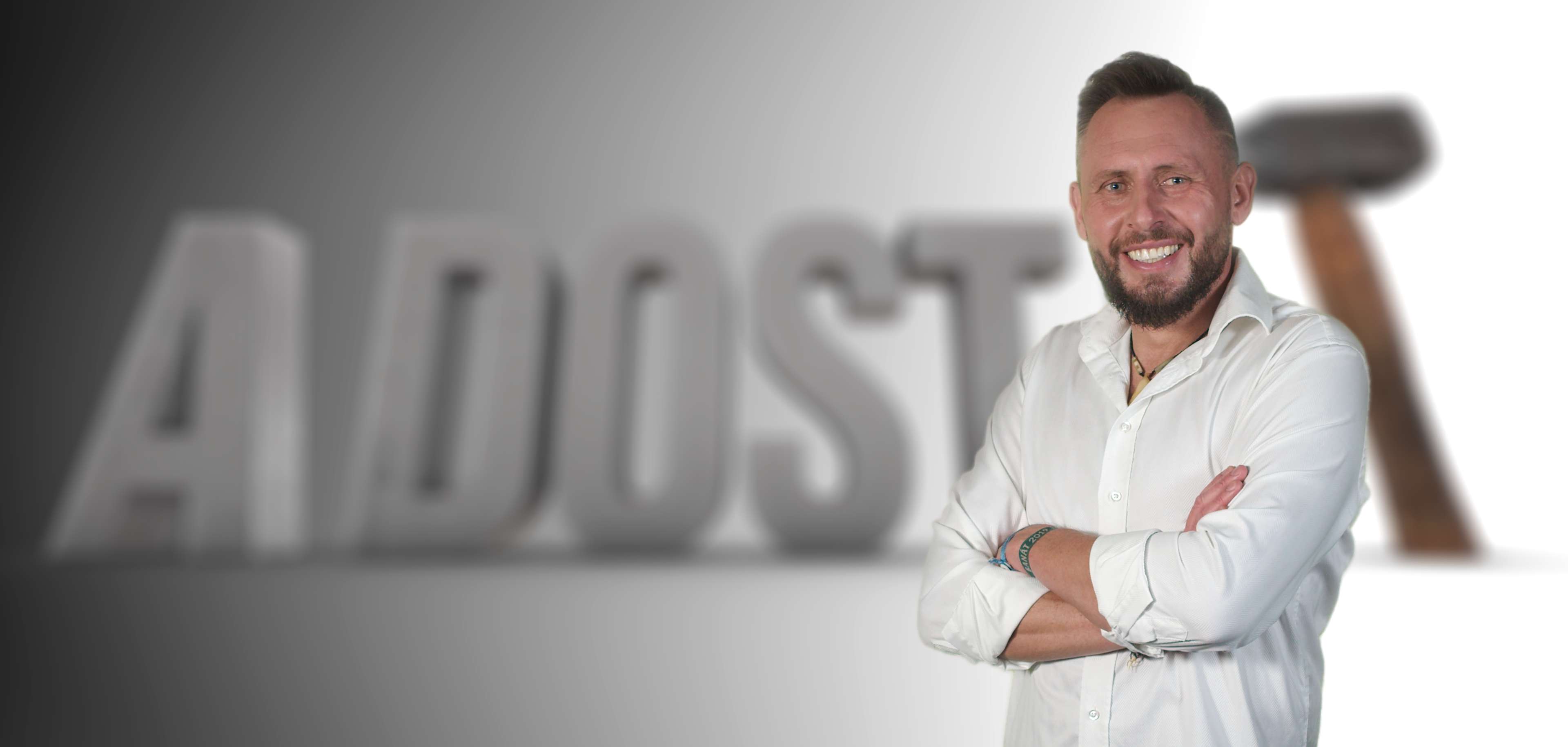 Prudký jed na polích