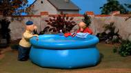 Oblíbená dětská pohádka: Pat a Mat staví bazén
