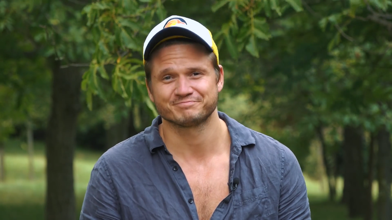 Cvičil jsem na piáno za ségru, která si lakovala nehty, vzpomíná Ondřej Brzobohatý na dětství