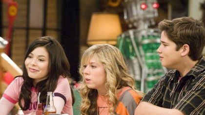 iCarly (2/25)
