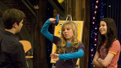 iCarly (3/25)