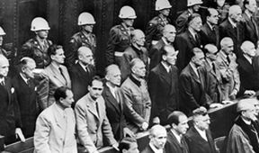 Nacističtí váleční zločinci před německými soudy