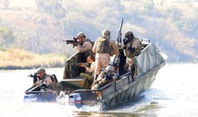 Seal Team 8: Za nepřátelskou linií