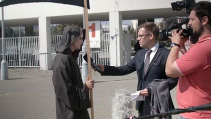 Český žurnál: Výchova k válce