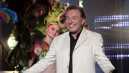 Karel Gott: Všem dívkám, co jsem měl kdy rád