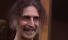 Zappa, Je nám ctí... Frank Zappa