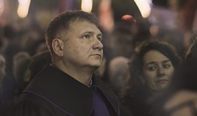 Soudci pod tlakem, Dokumentární klub