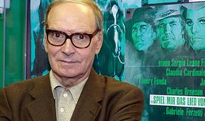Morricone diriguje Morriconeho, Je nám ctí...