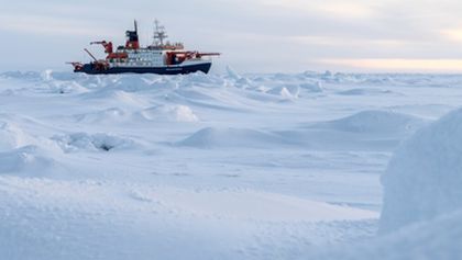 Arktické driftování: Rok na sněhu (1/2)