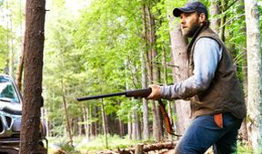 Přicházejí v noci