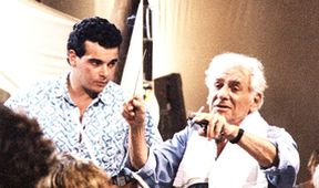 Leonard Bernstein učí mladé hudebníky