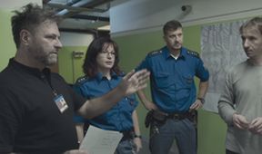 30 dní ze života českého dozorce
