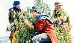 O králi, hvězdáři, kejklíři a třech muzikantech
