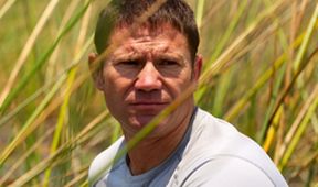 Plavání s monstry: Steve Backshall (1)