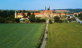 Pěšky bez hranic