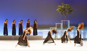 Carolyn Carlson: Pneuma