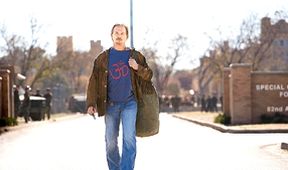 Muži, co zírají na kozy