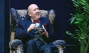 Maska a tvář, Z první řady... Petr Nárožný – 85 let