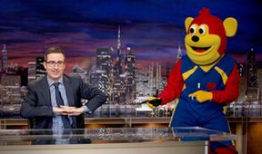 John Oliver: Co týden dal a vzal XI (11)