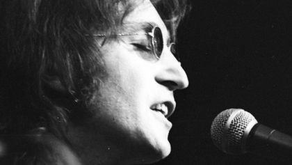 John Lennon & hosté
