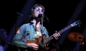 John Lennon & Yoko Ono - Above Us Only Sky