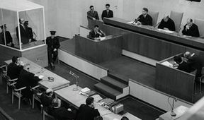 Nacisté na útěku (4)