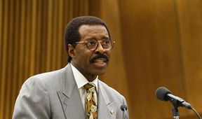 American Crime Story: Lid versus O. J. Simpson (9)