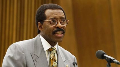 American Crime Story: Lid versus O. J. Simpson (9)