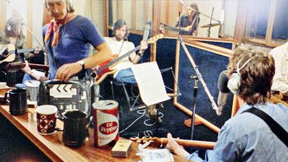 John Lennon & Yoko Ono - Above Us Only Sky