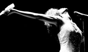 Příběhy písní: Whitney Houston, Příběhy světové hudby