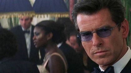 James Bond: Jeden svet nestačí