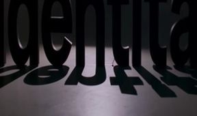 Identita (2/7)