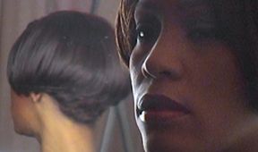 Whitney: úžasný hlas, smutný příběh
