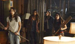 Pretty Little Liars VII (13)