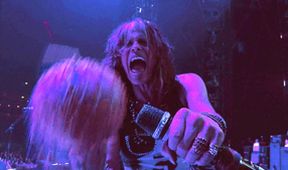 Aerosmith: Rock for the Rising Sun -  1. část