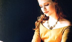 O třech rytířích, krásné paní a lněné kytli