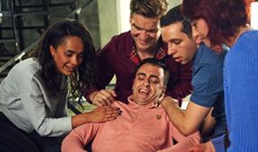 Misfits: Zmetci V (8)
