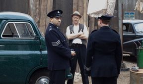 Zavolejte porodní sestřičky VIII (4/8)