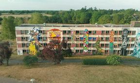 Hotel 128, projekt Street Art City, Dokumentární klub