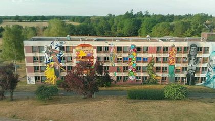 Hotel 128, projekt Street Art City, Dokumentární klub