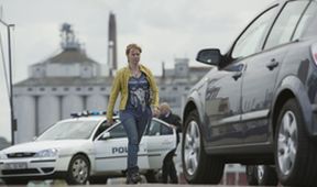 Dicte - kriminální reportérka (2/10)