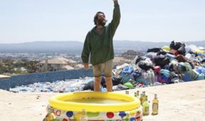 The Last Man on Earth IV (17)