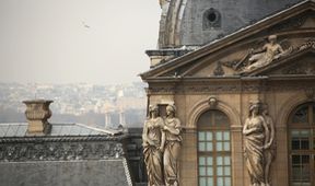 Louvre Story