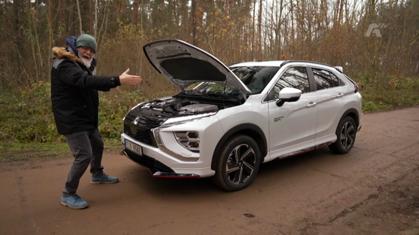 Autosalon | Test plg-in hybrid Mitshubishi Eclipse Cross