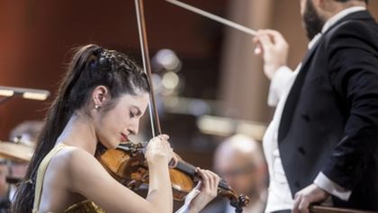 Petr Popelka a Symfonický orchestr Českého rozhlasu, Z první řady...