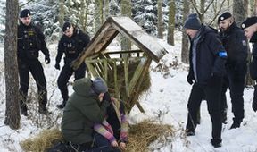 Ordinace v růžové zahradě 2 (810)