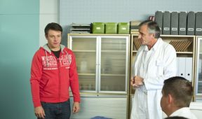 Ordinace v růžové zahradě 2 (858)