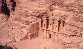 Petra: Tajemství starověkých stavitelů