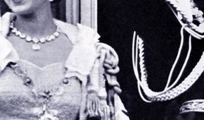 Alžběta II. zblízka, Mýty a fakta historie