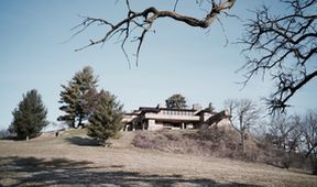 Frank Lloyd Wright: muž, který postavil Ameriku